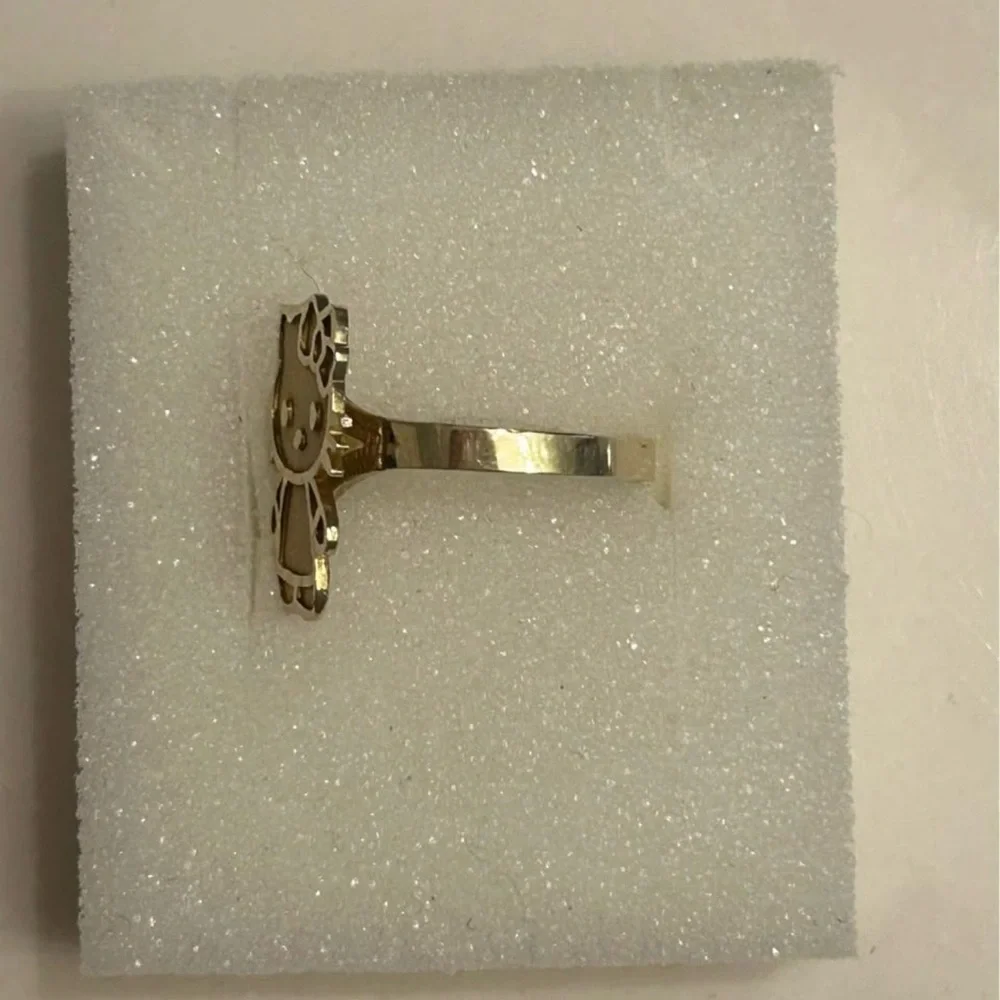 Gold Hello Kitty Ring - Picture 3 of 3